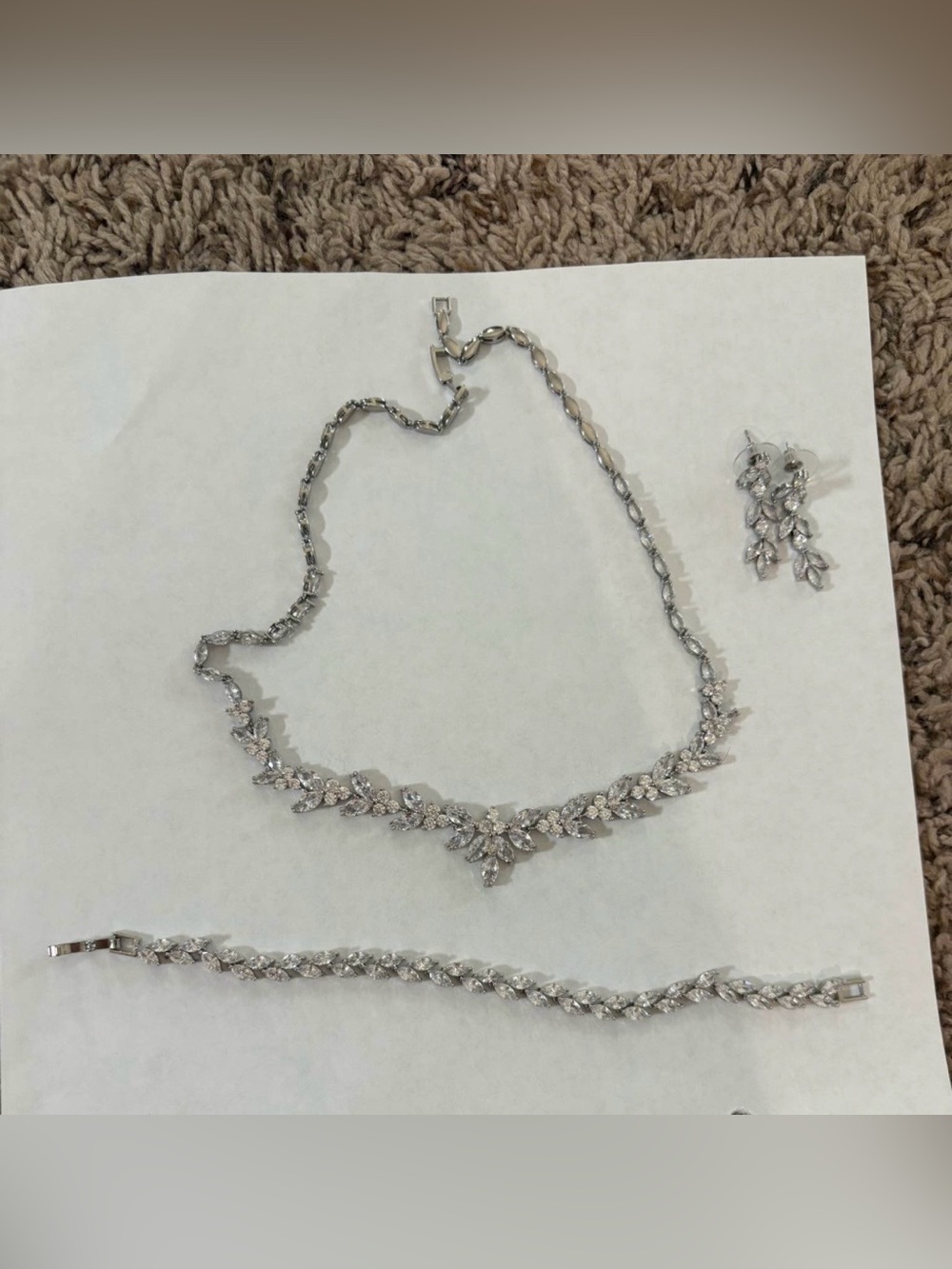 Formal Wedding Jewelry Set - Picture 3 of 4